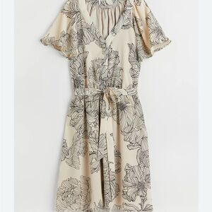 H&M Gray Flutter Sleeve Sundress